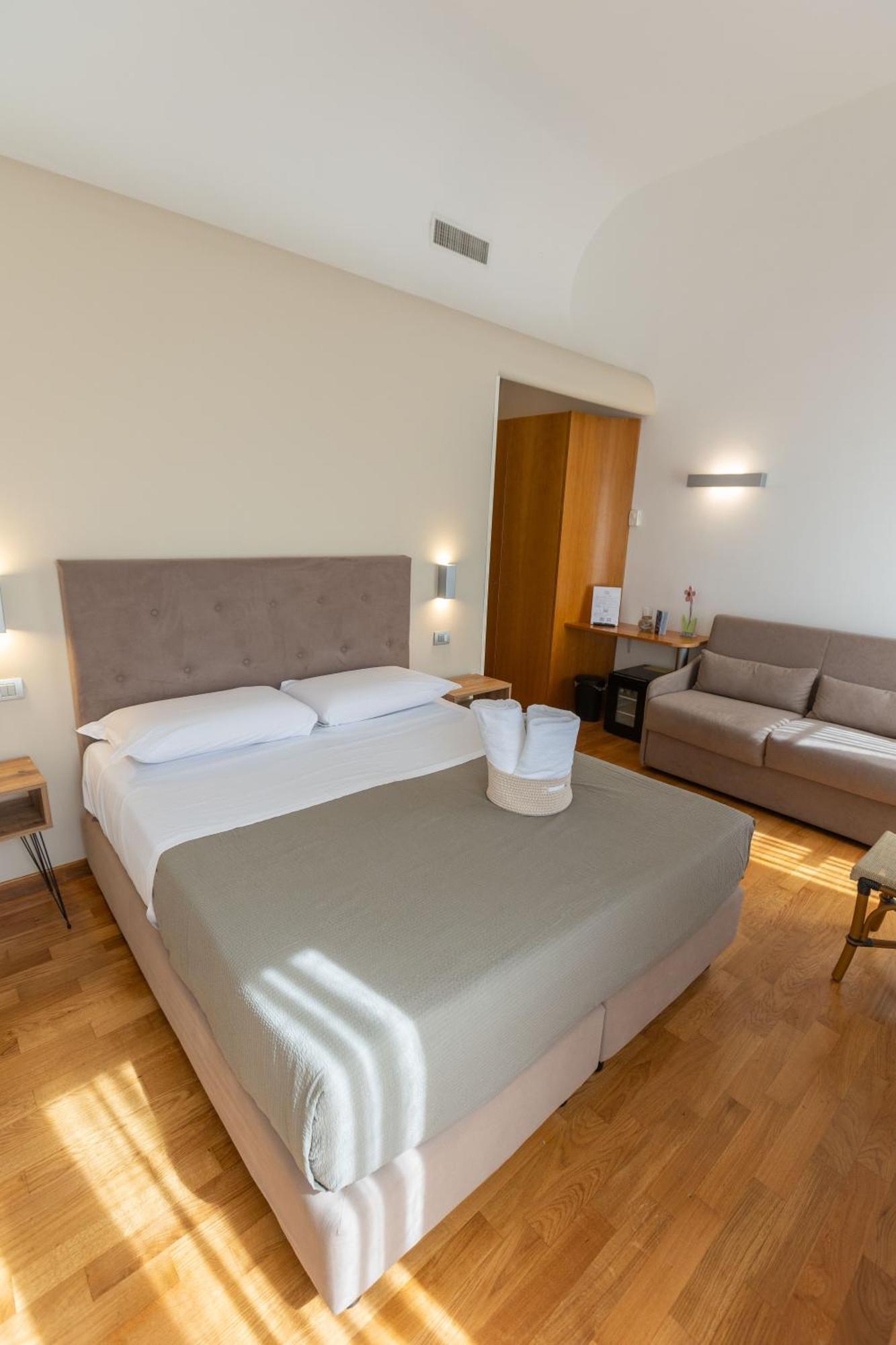 Lungomare Suite & Spa Napoli Esterno foto