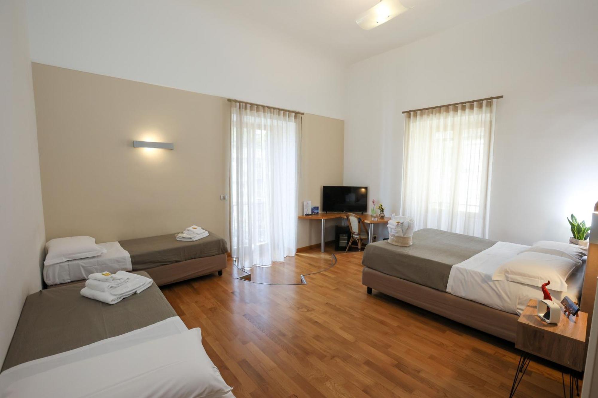 Lungomare Suite & Spa Napoli Esterno foto