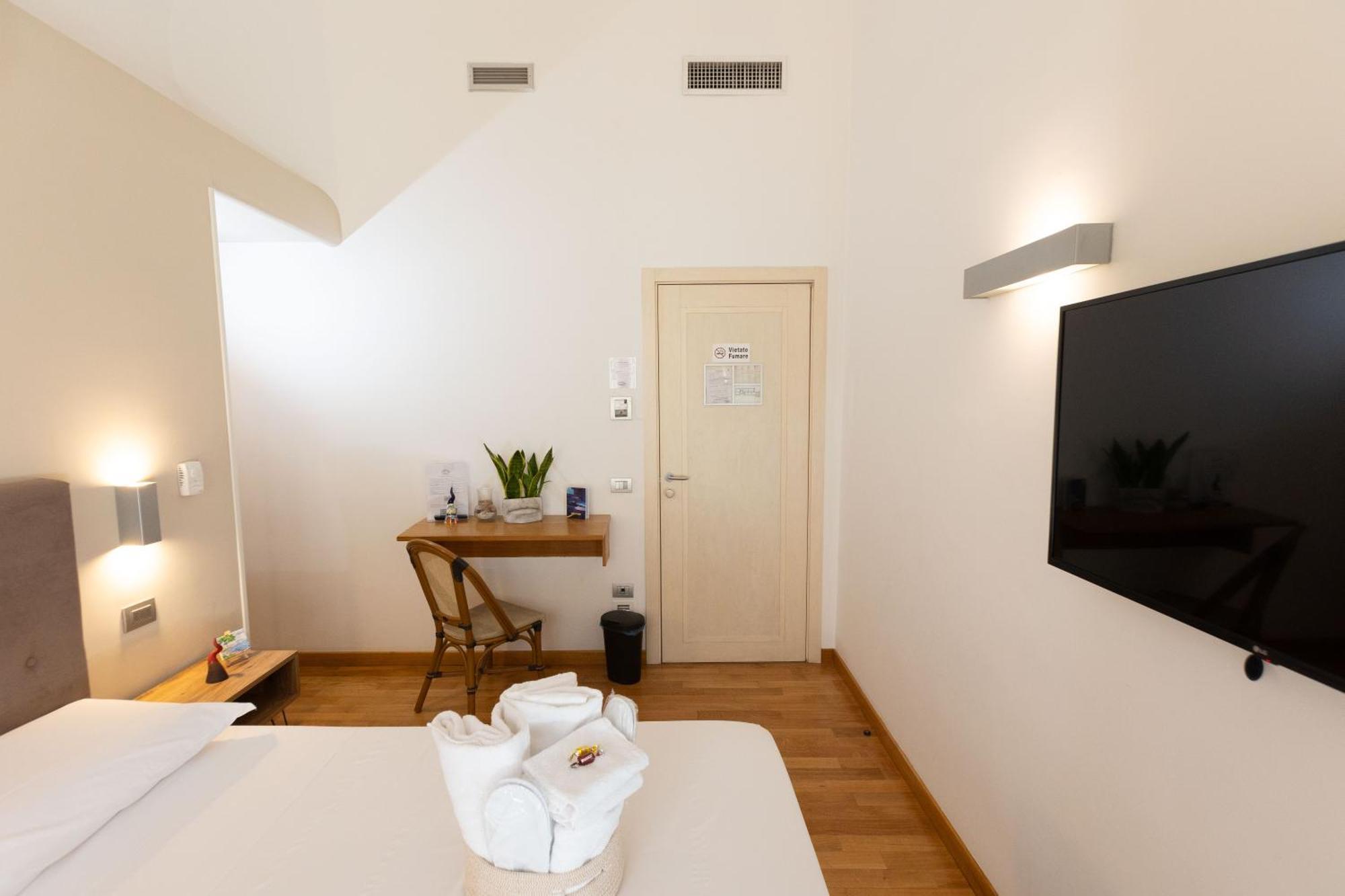 Lungomare Suite & Spa Napoli Esterno foto
