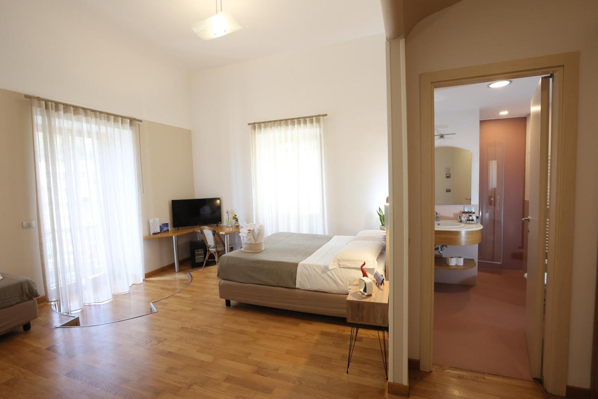 Lungomare Suite & Spa Napoli Esterno foto